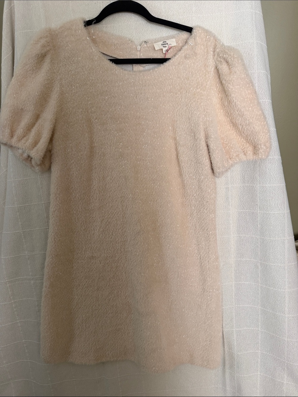 entro Cream Blush Fuzzy Puff-Sleeve Mini Dress
